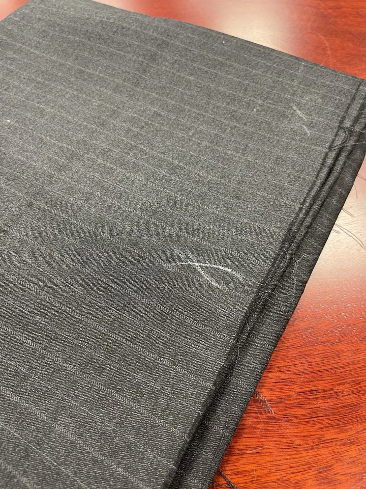 Tela de traje a rayas carbón vintage de 3 yardas de los años 70/80 - mezcla de lana sin existencias Foto 4 de 4