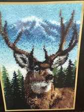 2011 Latch Hook Kit 20"X30" Buck Deer Rug CC0102 Caron Classic Hook Instructions