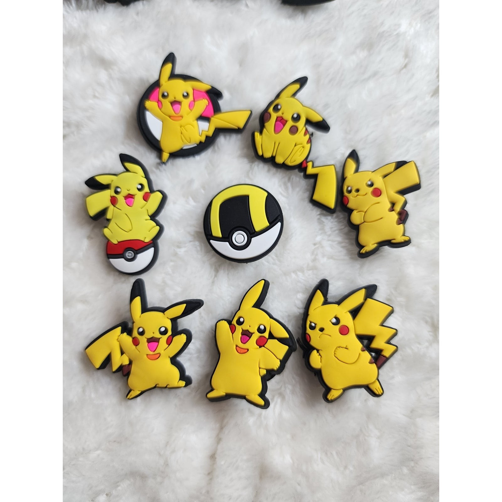 #841 Pikachu Evolution & Variety 8pc nwot unbranded