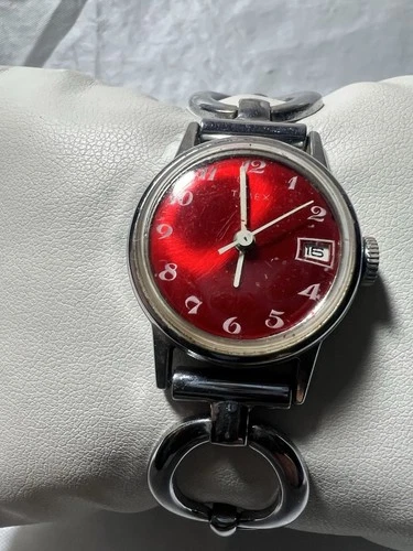 Timex 1970’s Mechanical Red Dial,DATE, link Bracelet, ladies Works Great