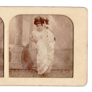 Stereoview of Dancer Lisette Le Moulin Rouge Paris c1890 - Tissue Handcolored