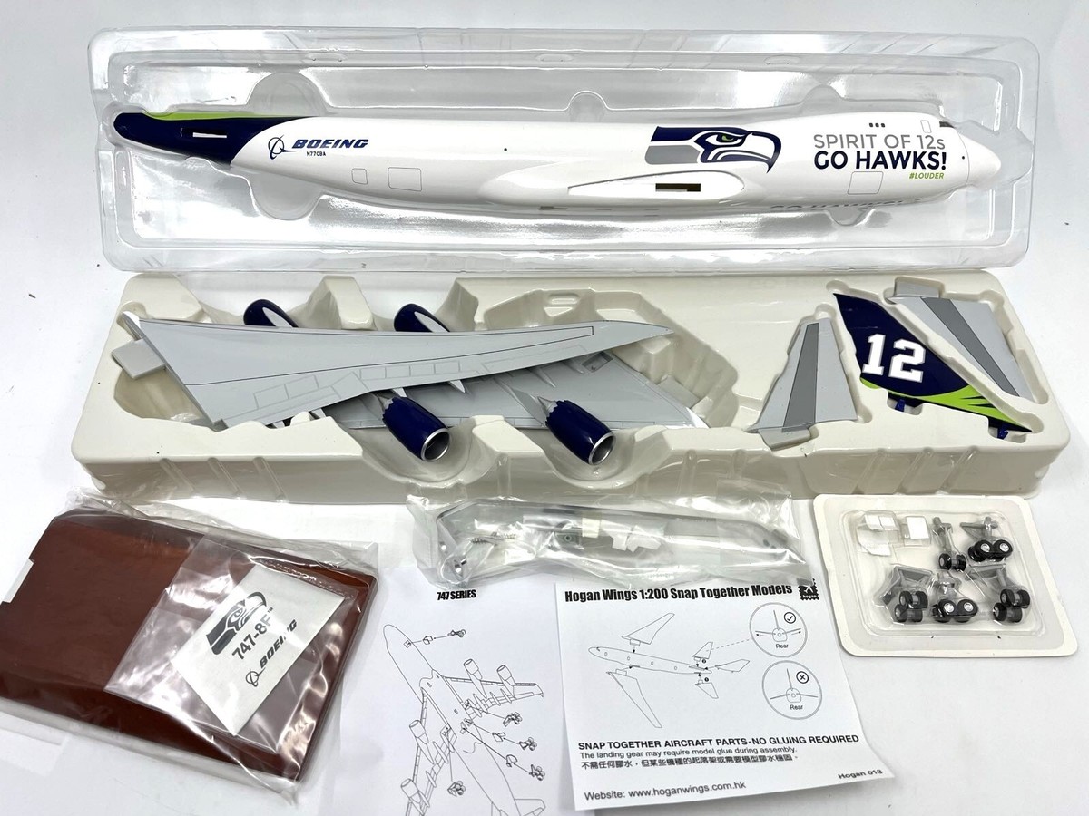 BOEING 747-8F ハウス SEATTLE SEAHAWKS 1:400 BOEING 747-8F ハウス SEATTLE SEAHAWKS 1:400 - メルカリ