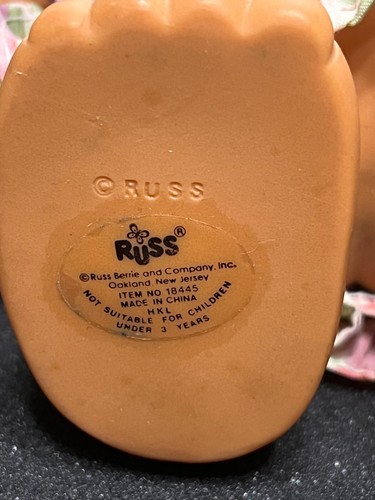 DE COLECCIÓN RUSS BERRIE TROLL #18445 FELIZ CUMPLEAÑOS PELO ROSA CON VESTIDO 7" VER FOTOS - Imagen 4 de 8