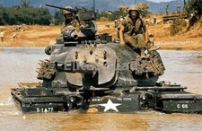Vietnam War Photo M48 5th MechDiv fording Can Lo River 1968 #533