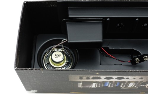 AC/DC Backtracks (Deluxe Collector's Edition) The Ultimate Boxset w/ Working Amp - 第 5/15 張圖片