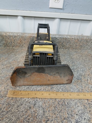 Vintage Tonka Bulldozer Yellow Pressed Steel Construction Truck Toy Rusted Used - Picture 3 of 5
