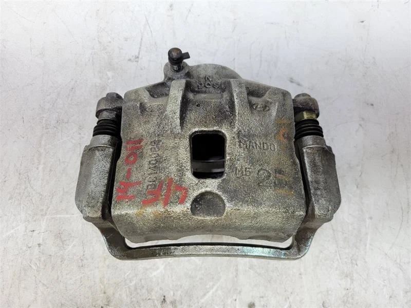 Pinza de freno delantera izquierda Kia Optima 2006 2007 2008 2009 2010 58180-4CA00  Foto 2 de 4