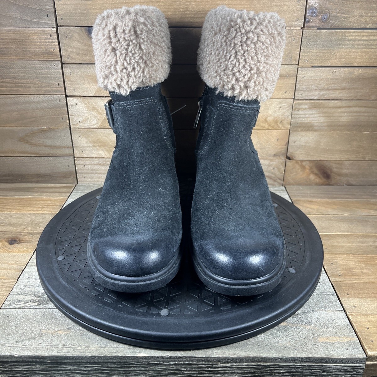 UGG Womens Sz 5 Harrison Cuff Waterproof Boots Black Suede