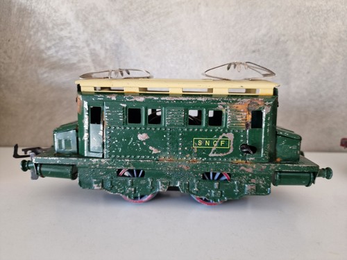 ANTIQUE HORNBY ROPE LOCOMOTIVE WITH MERCHANDISE WAGONS - Picture 2 of 23