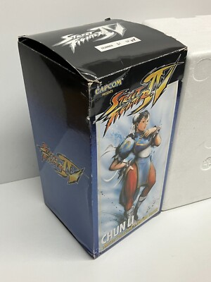 CAPCOM Street Fighter Round 1 - Turquoise CHUN LI Action