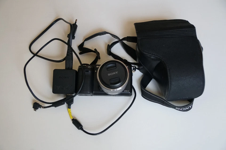 Sony Alpha Nex-6 - Photo 2/4