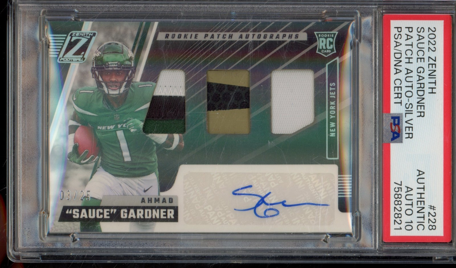 2022 Panini Zenith SAUCE GARDNER #228 Rookie Triple Patch /25 PSA AUTH. AUTO 10