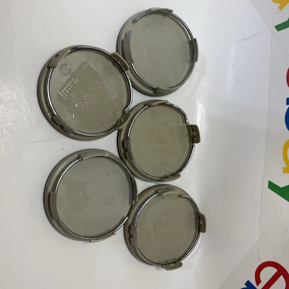 HYUNDAI AZERA GENESIS SANTA FE KONA 5  WHEEL RIM HUB CAP HUBCAP CENTER COVER - Image 3 of 4