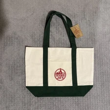 New Trader Joe’s Large Tote Bag (Green)