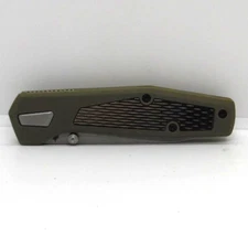 Gerber Gear Fuse Pocket Knife, 3.3 Inch Plane Edge Blade - Sage/Stainless Steel
