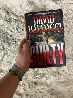 Grand Central Publishing The Guilty David Baldacci Will Robie Hardcover 2015 DJ