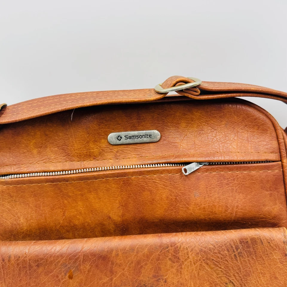 Vintage Samsonite Silhouette Brown Vinyl Senora Bag Shoulder Tote Train Case - Image 3 of 4
