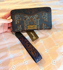 Wrangler Zip-Around Wristlet Wallet
