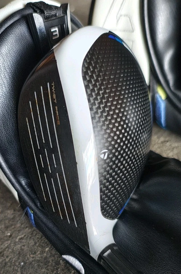 TaylorMade 2023 Sim2 Max 3/15 Driver - R/H Stiff Flex VSteel TwistFace Custom - Image 2 of 4