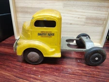 Vintage Smith Miller California Smitty Toys RARE Yellow Pressed Steel GMC Truck