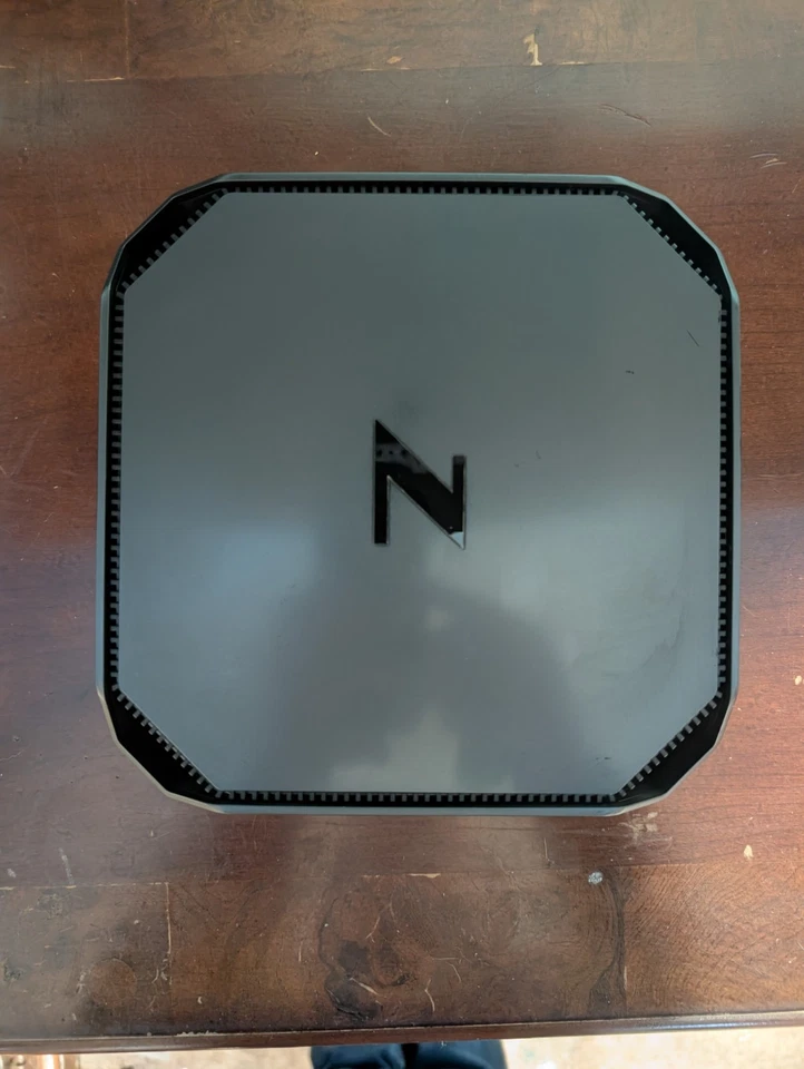 HP Z2 Mini G5 I9 2,80 GHz CPU 16 GB RAM X2 512 GB Nvidia T1000 4 GB Win 11 Pro Foto 2 de 4