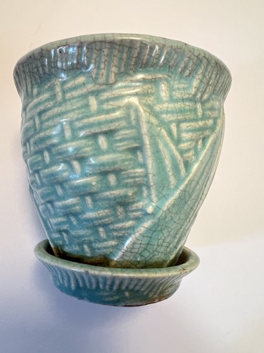 Nelson McCoy Basket Weave And Leaves Pot Aqua. - Picture 8 of 12