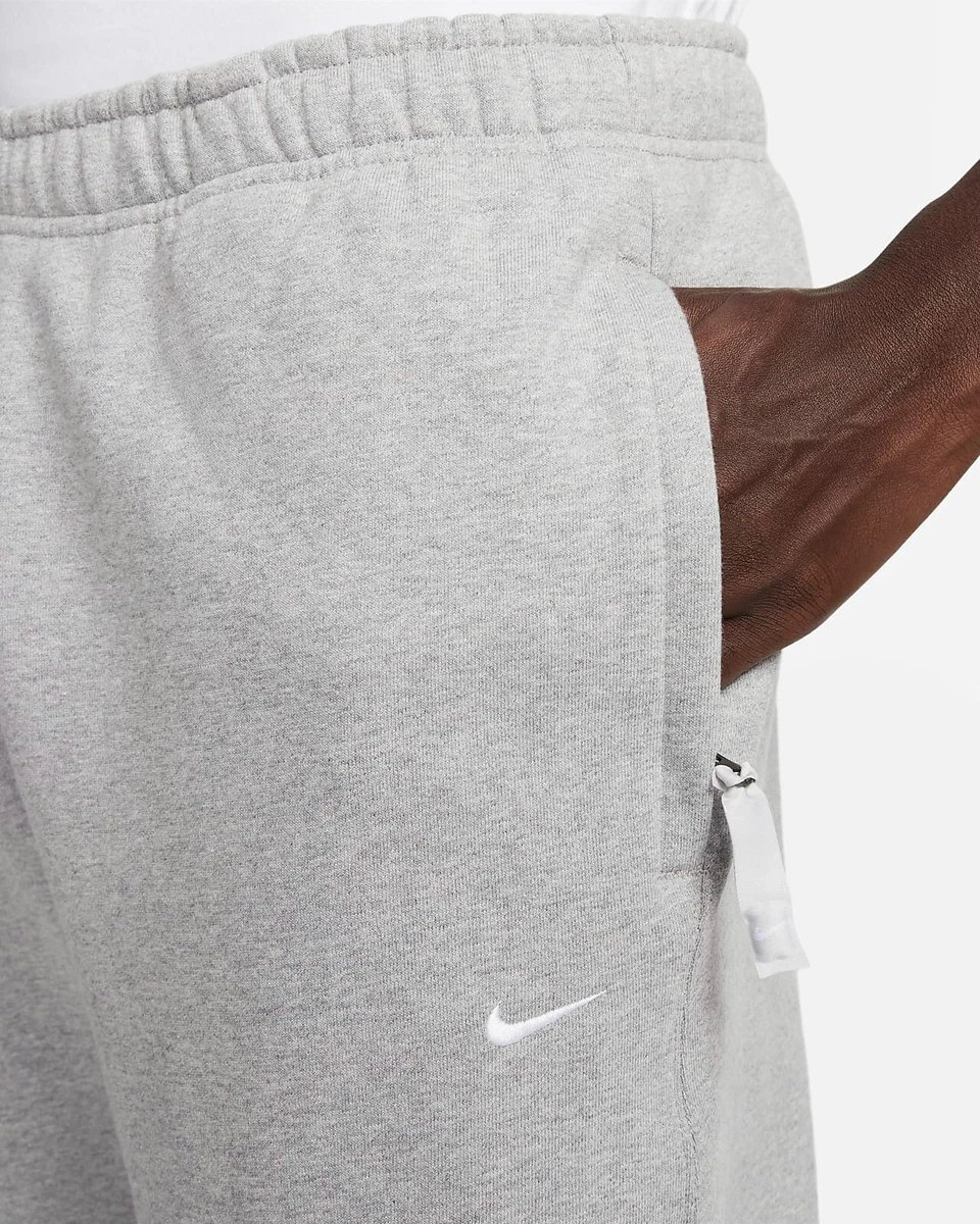 Nike sweatpants with pockets top