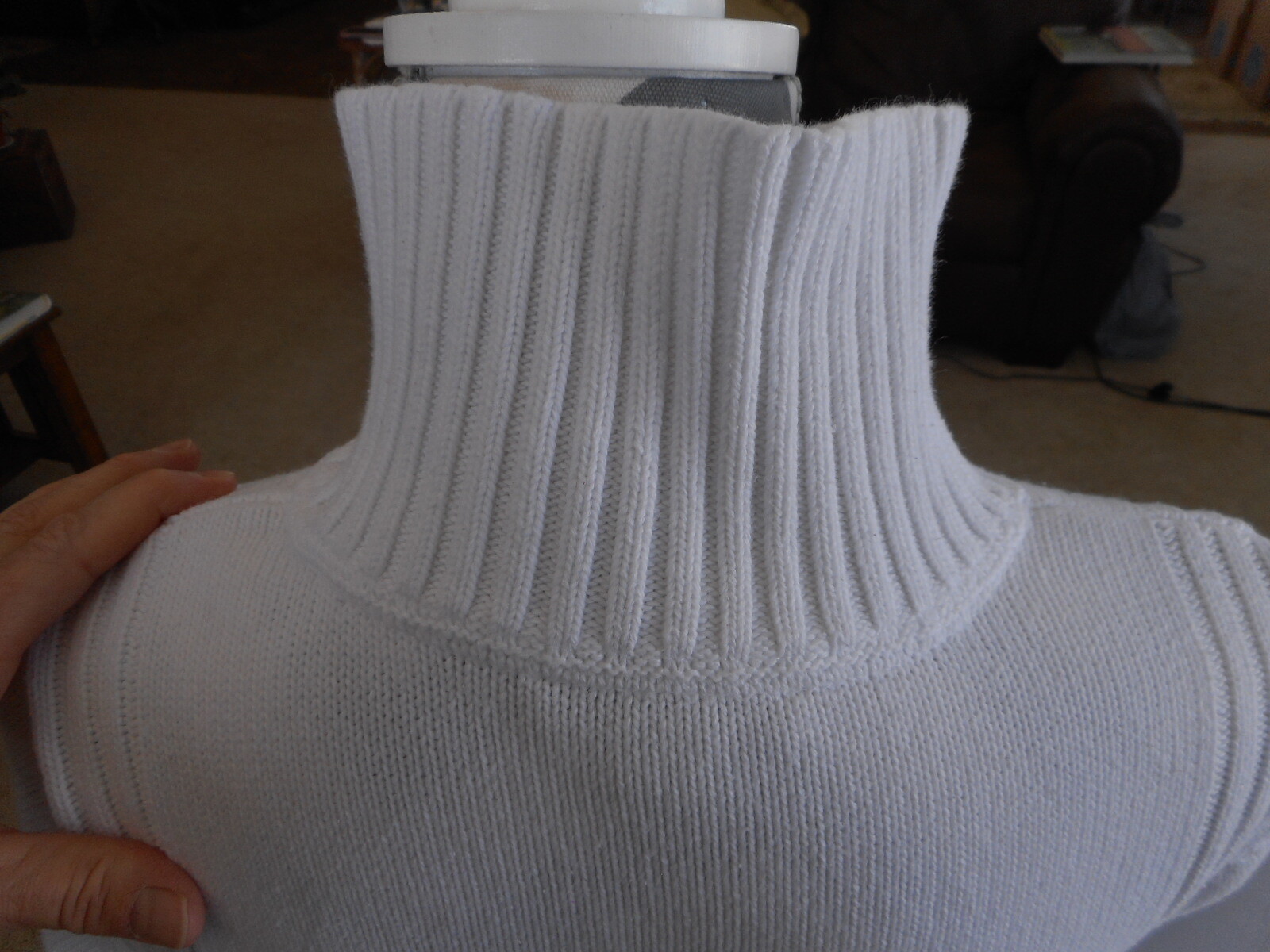 Small Winter White Pendleton Cardigan Sweater Zip… - image 9