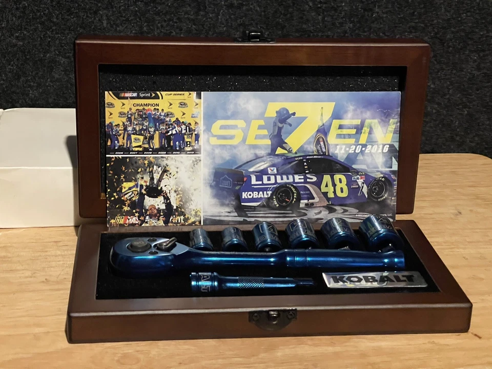 Juego de herramientas Kobalt - NASCAR Se7en 2016 edición limitada azul Foto 3 de 4