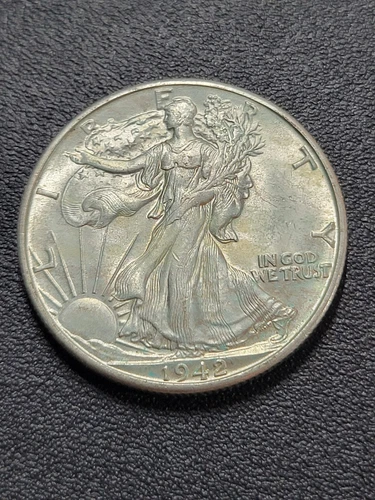 🌟 1942 Walking Liberty Half-Dollar Nice looking coin! UNC w/PVC RESIDUE