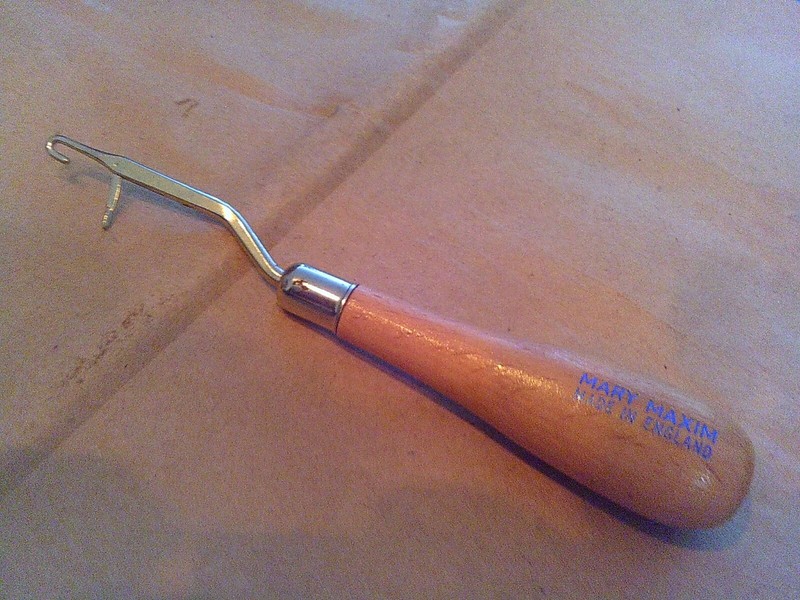Vintage Mary Maxim Latch Hook Tool Made In England