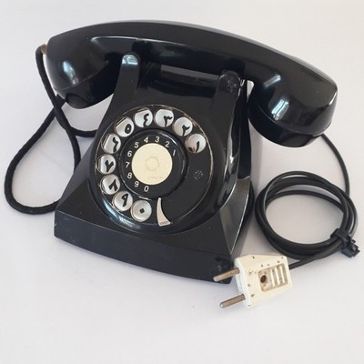 Seltenes 1964 Hitachi Ltd. automatisches Telefon Modell HA-6D mit arabischen Nummern.