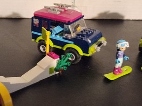 2 LEGO Friends 41321 Snow Resort Off-Road Pre Owned Assembled Retired