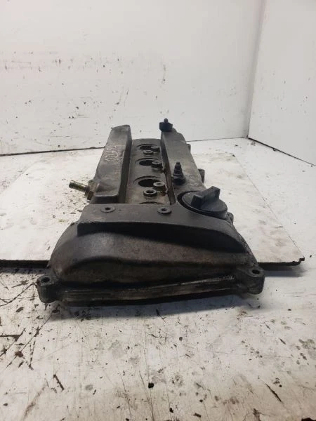 Cubierta de válvula Highlandr 2003 1021719 Foto 2 de 4