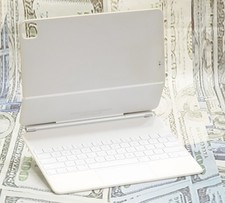 Apple Magic Keyboard for iPad Pro - Air 13" MJQL3LL/A A2480 READ White 9JF9