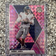 2020 Panini Mosaic Prizm Camo Pink Daniel Jones #151 New York Giants