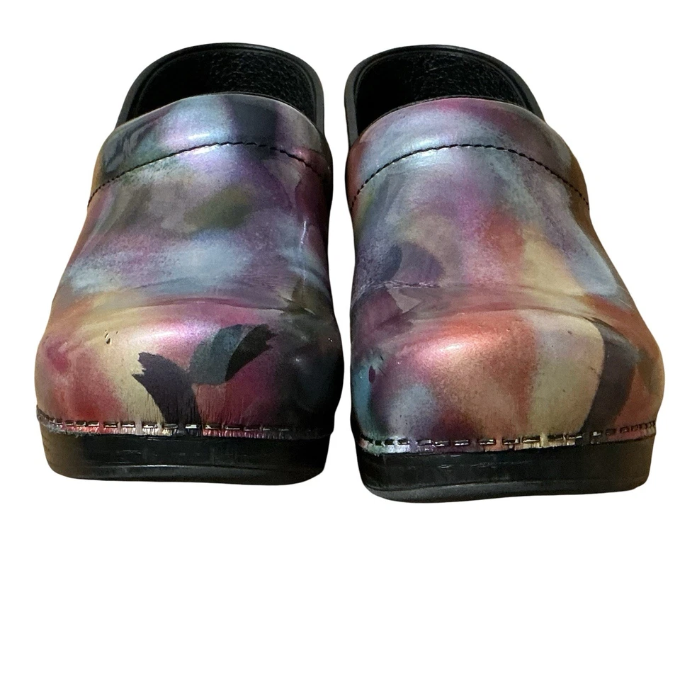 Dansko Clogs 9 Women’s 40 Spray Paint Rainbow Patent Leather Slip On Comfort - Image 2 of 4