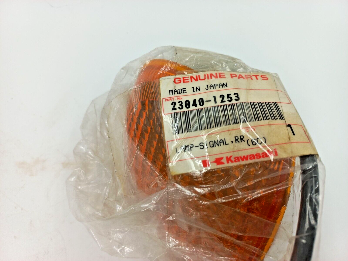 93-00 KAWASAKI ZX 1100D LEFT REAR TURN TAIL LIGHT #23040-1253 for