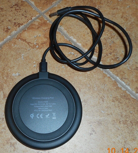 YOOTECH 7.5W Wireless Charger for Apple iPhone & Samsung Galaxy - Black (F500) - Zdjęcie 2 z 5