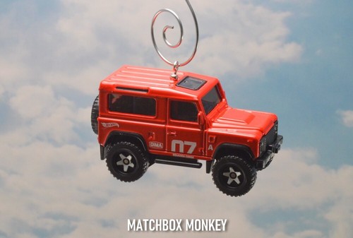 Red Land Range Rover Defender 90 Wagon Christmas Ornament Fast Furious Adorno - Picture 6 of 14