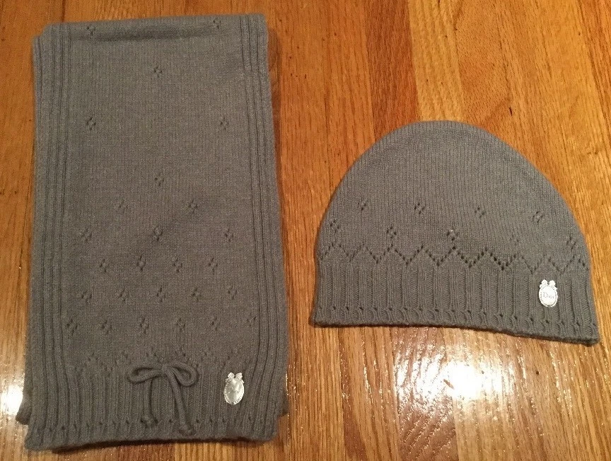 Ensemble chapeau et foulard en laine cachemire laine Christian Dior pour tout petits enfants filles
