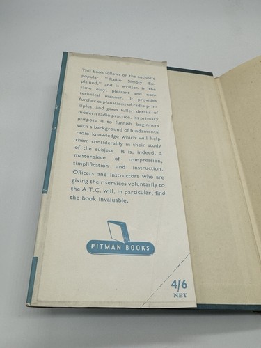 RADIO SIMPLIFIED: AN ELEMENTARY TREATMENT (Clarricoats, John. - 1946) - Picture 3 of 9