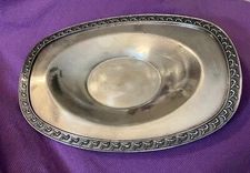 Vintage SHEETS ROCKFORD Co 310 SILVERPLATE Bread SERVING TRAY