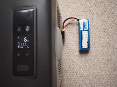 Günstiger LiPo Akku Adapter für Alpicool, Waeco, Dometic Kühl-Gefrierkombination XT60 Lipo