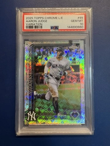 2025 Topps Chrome Logofractor Aaron Judge Image Variation PSA 10! SP NY Yankees