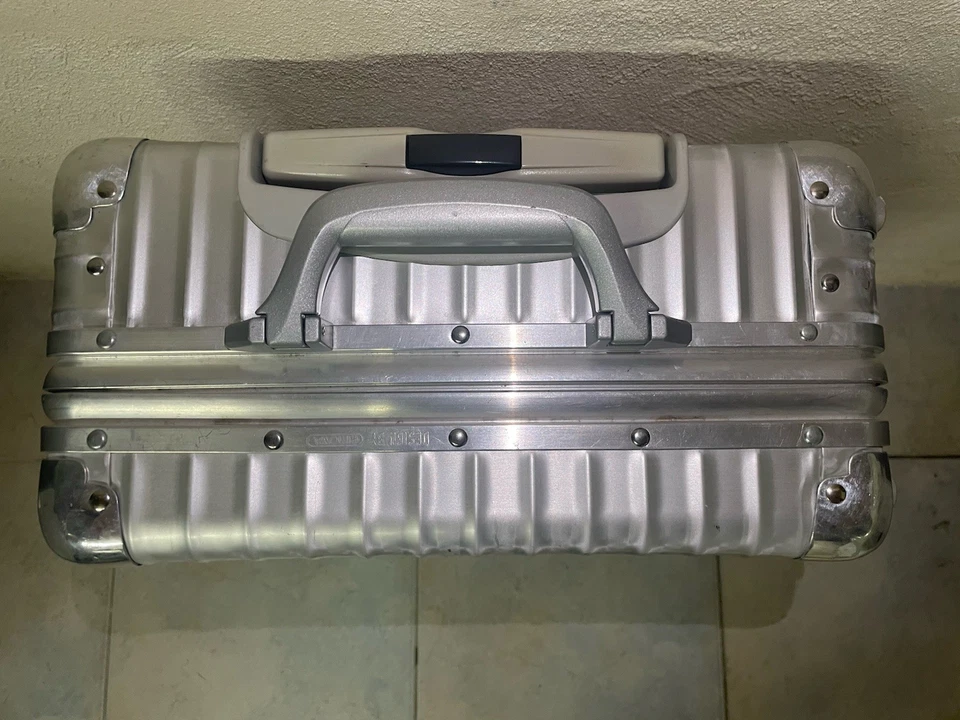 Rimowa X Moncler Classic Cabin S  | Limited   | Pre LVMH | 2 wheel | Top Zustand - Bild 3 von 4