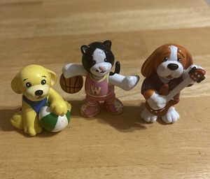 Ganz Webkinz Black & White Cat with Basketball & 2 Dogs 2" Figure Toy