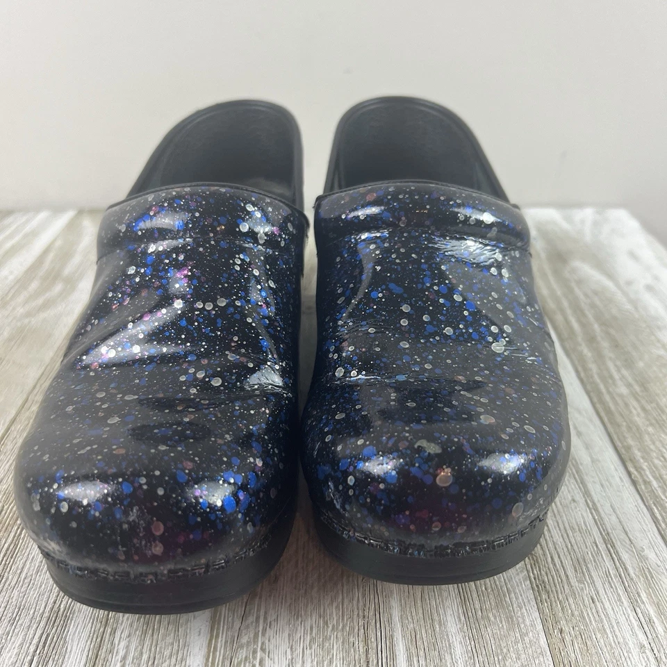 Zueco médico a lunares moteados tinta metálica Dansko zapatos talla 39 Foto 3 de 4