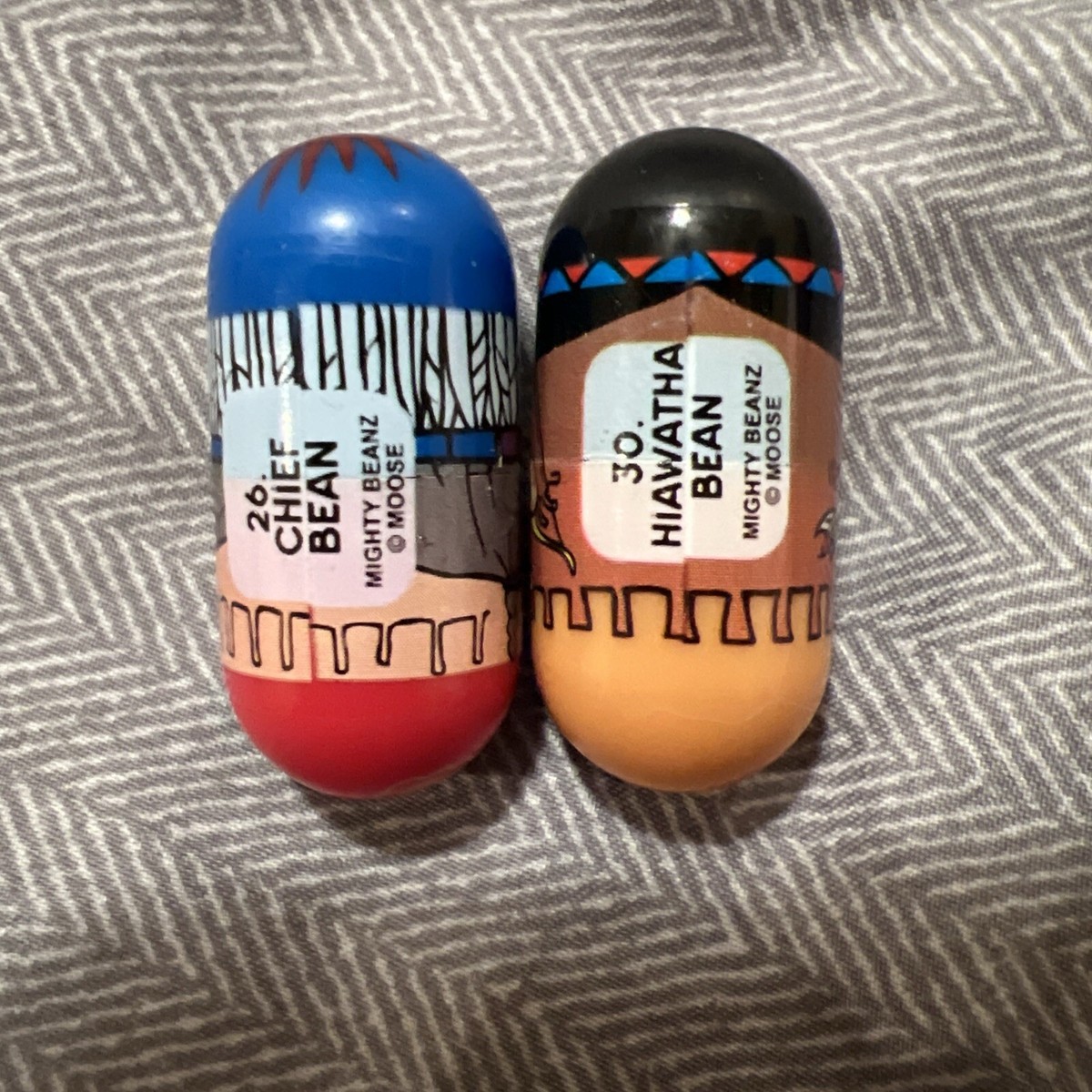MeseMoa.*ChocoLate Bomb!!パンダドラゴングッツ SUPER RARE LIMITED EDITION MIGHTY BEANZ #26 CHIEF #30