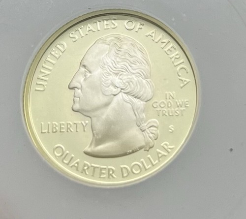 2007-S Wyoming SILVER State Quarter ICG PR70DCAM PROOF PERFECT BULLSEYE TONING! - Picture 4 of 4